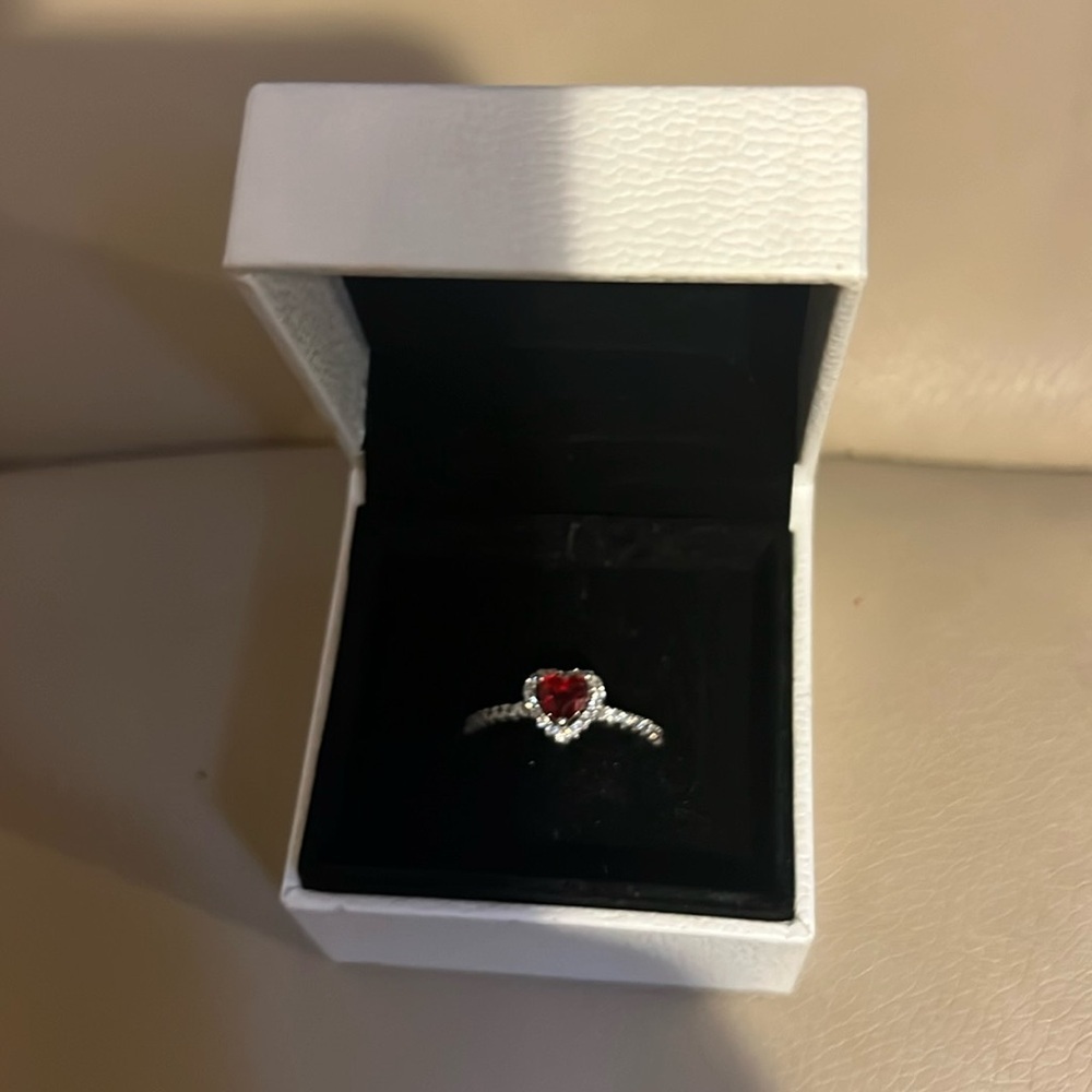 New Pandora Elevated Heart Ring  size 7